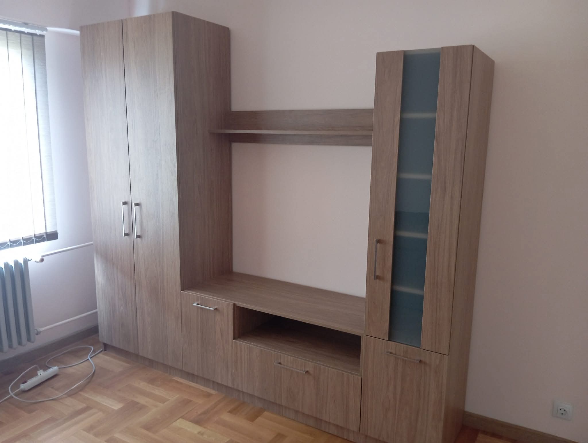 TV шкаф по поръчка Варна